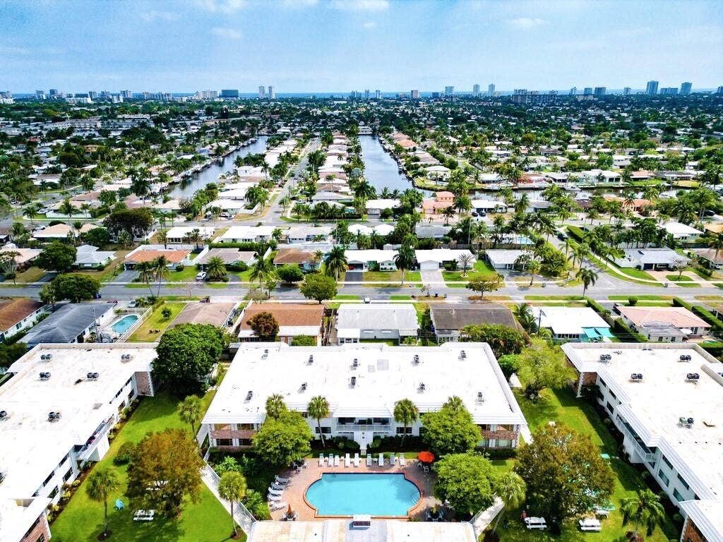 418 S Cypress Road, #128, Pompano Beach, FL 33060 Virginian Apartments