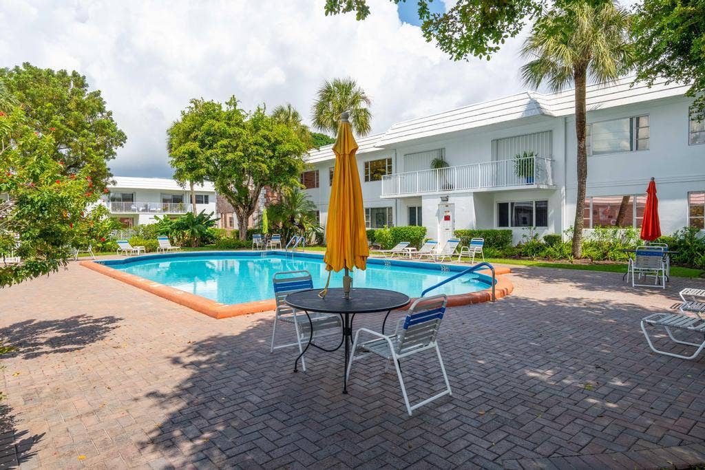 418 S Cypress Road, #128, Pompano Beach, FL 33060 Heated Clubhouse Pool