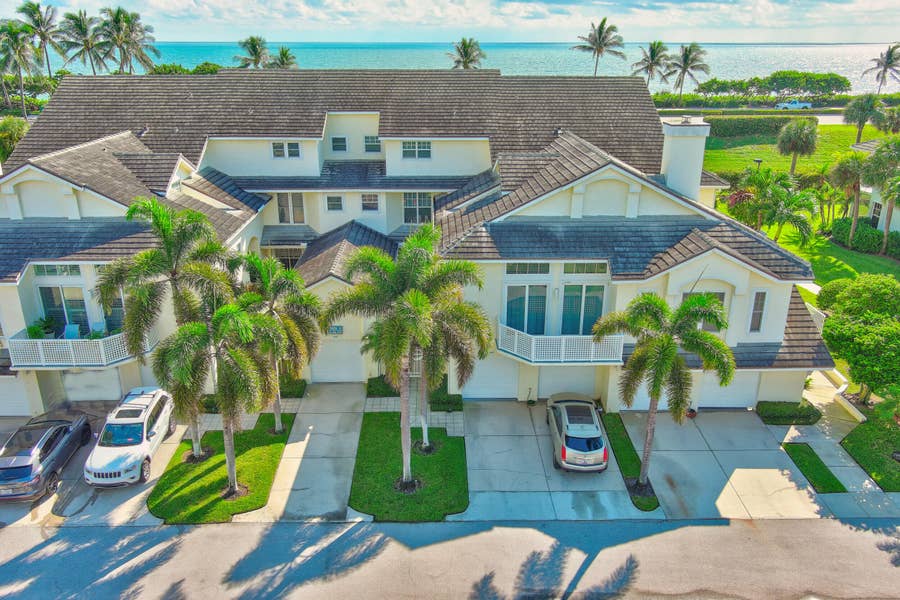 Property photo for 406 Mainsail Circle, Jupiter, FL