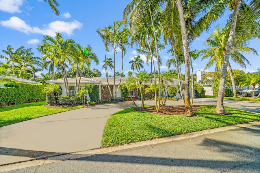 Property photo for 210 Russlyn Drive, West Palm Beach, FL