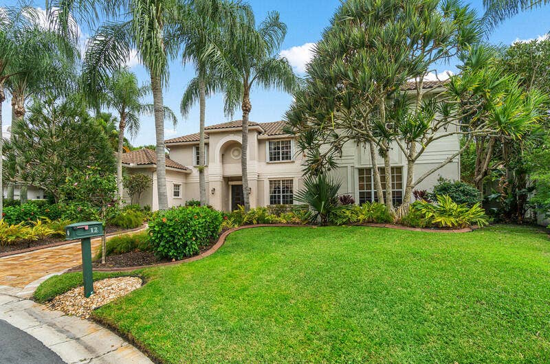 Property photo for 12 Martinique Cove, Palm Beach Gardens, FL