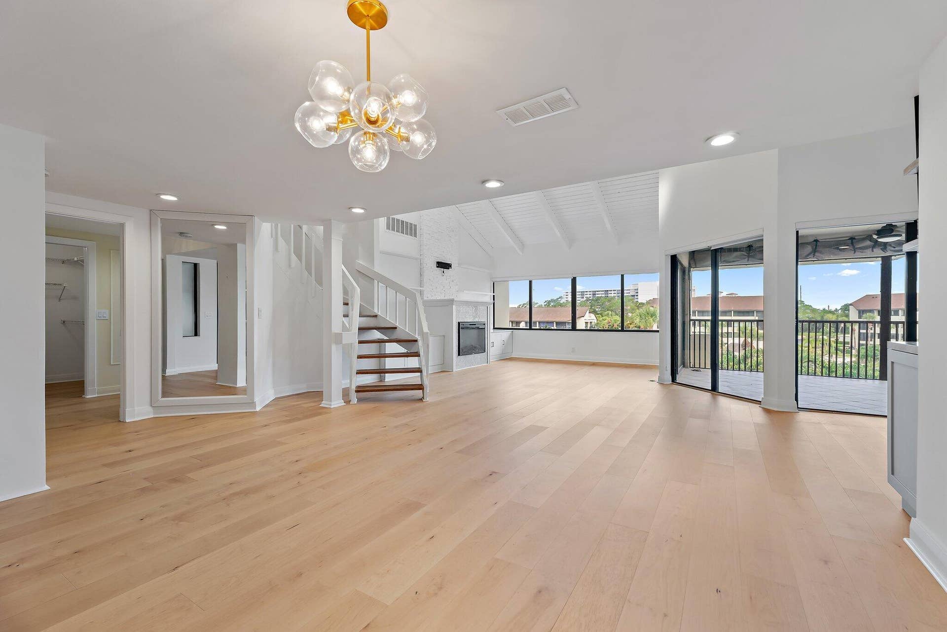 1133 Marine Way E, #I-4r, North Palm Beach, FL 33408 Dining Room -Great Room