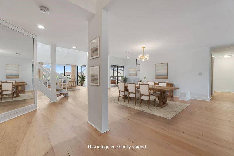 1133 Marine Way E, #I-4r, North Palm Beach, FL 33408 Staged Foyer View