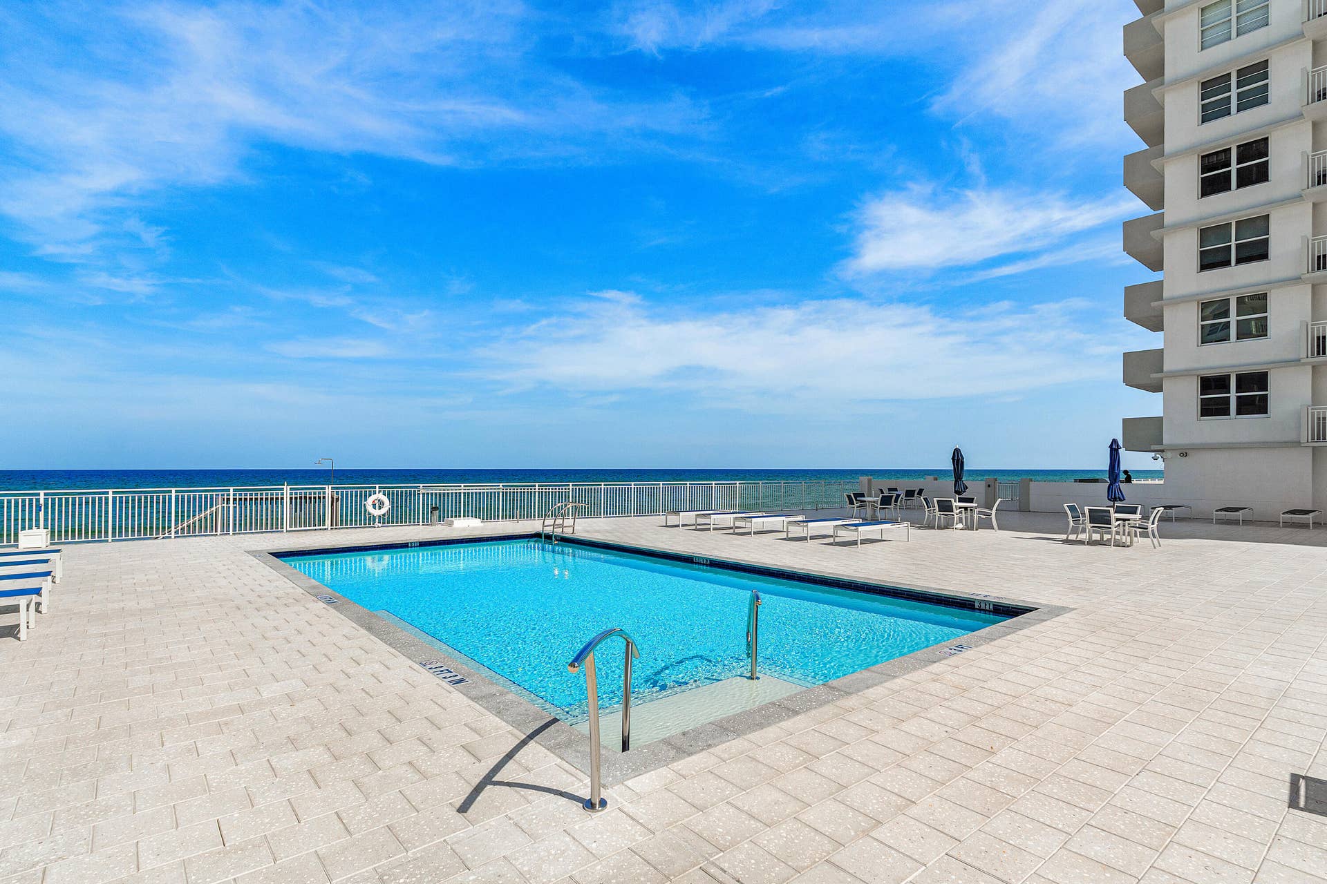 027-4505SouthOceanBoulevard-306-Highland