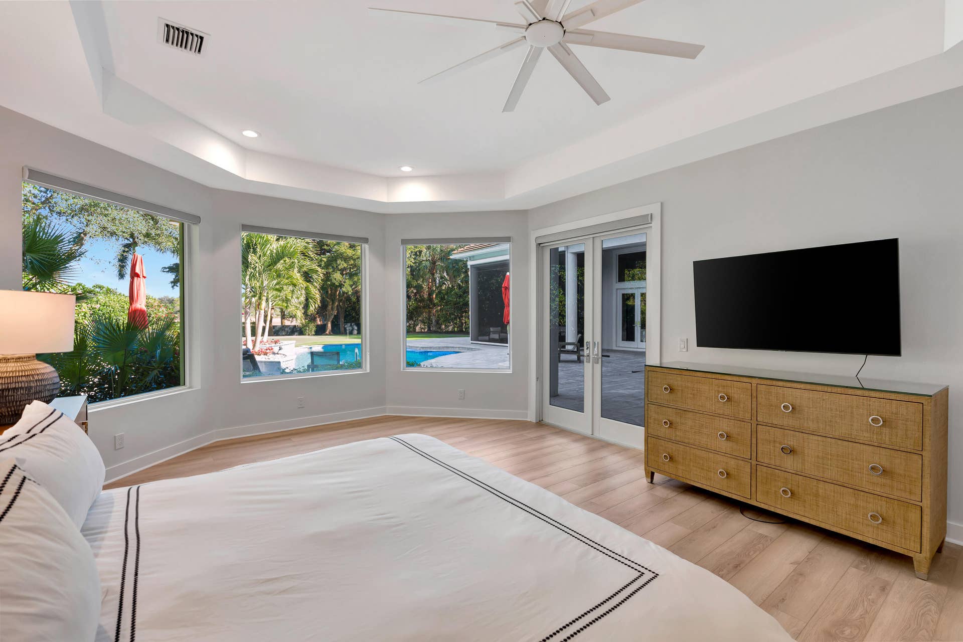 7801 Old Marsh Road, Palm Beach Gardens, FL 33418 Expansive Master Suite