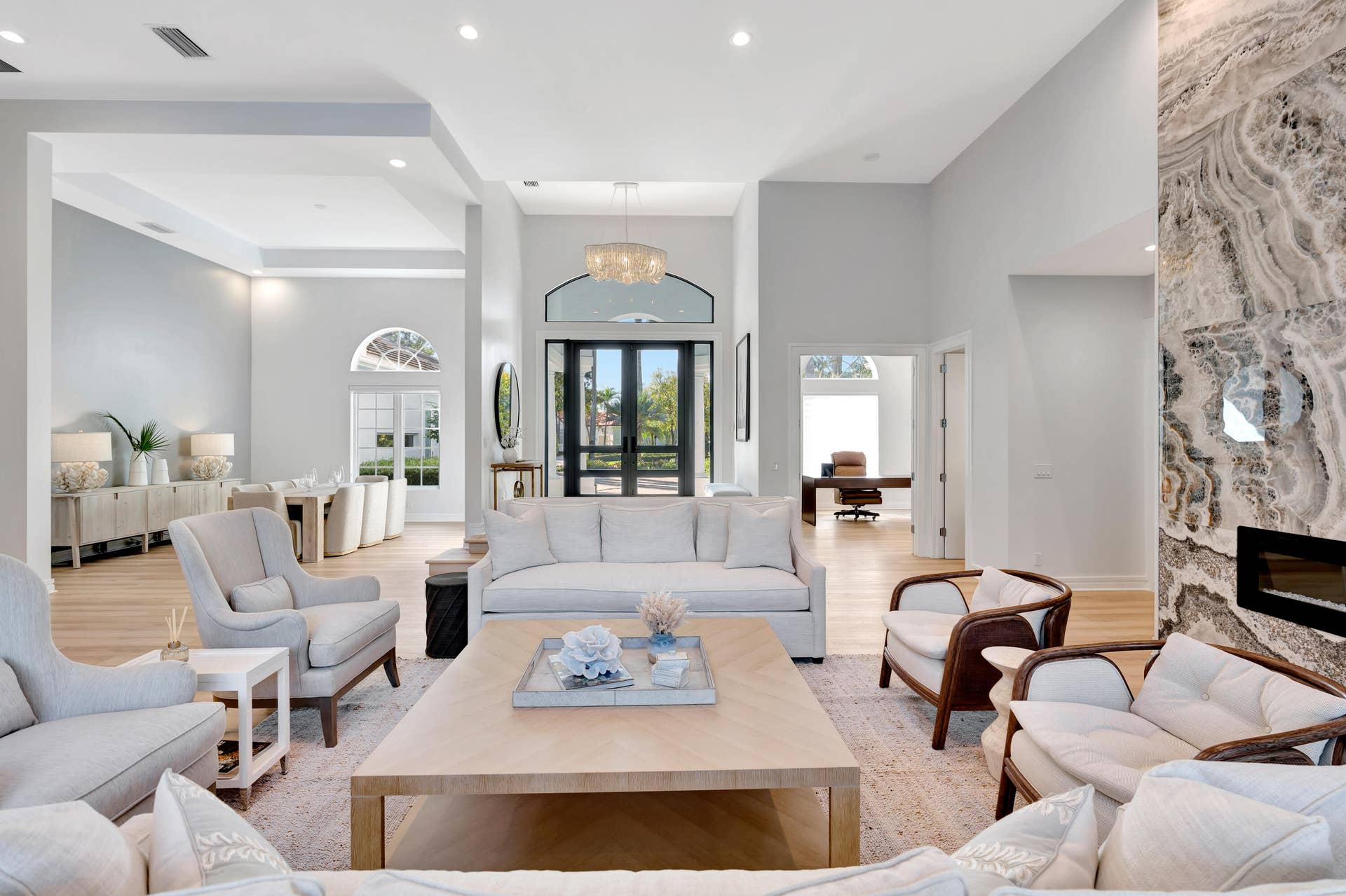 7801 Old Marsh Road, Palm Beach Gardens, FL 33418 Living Room
