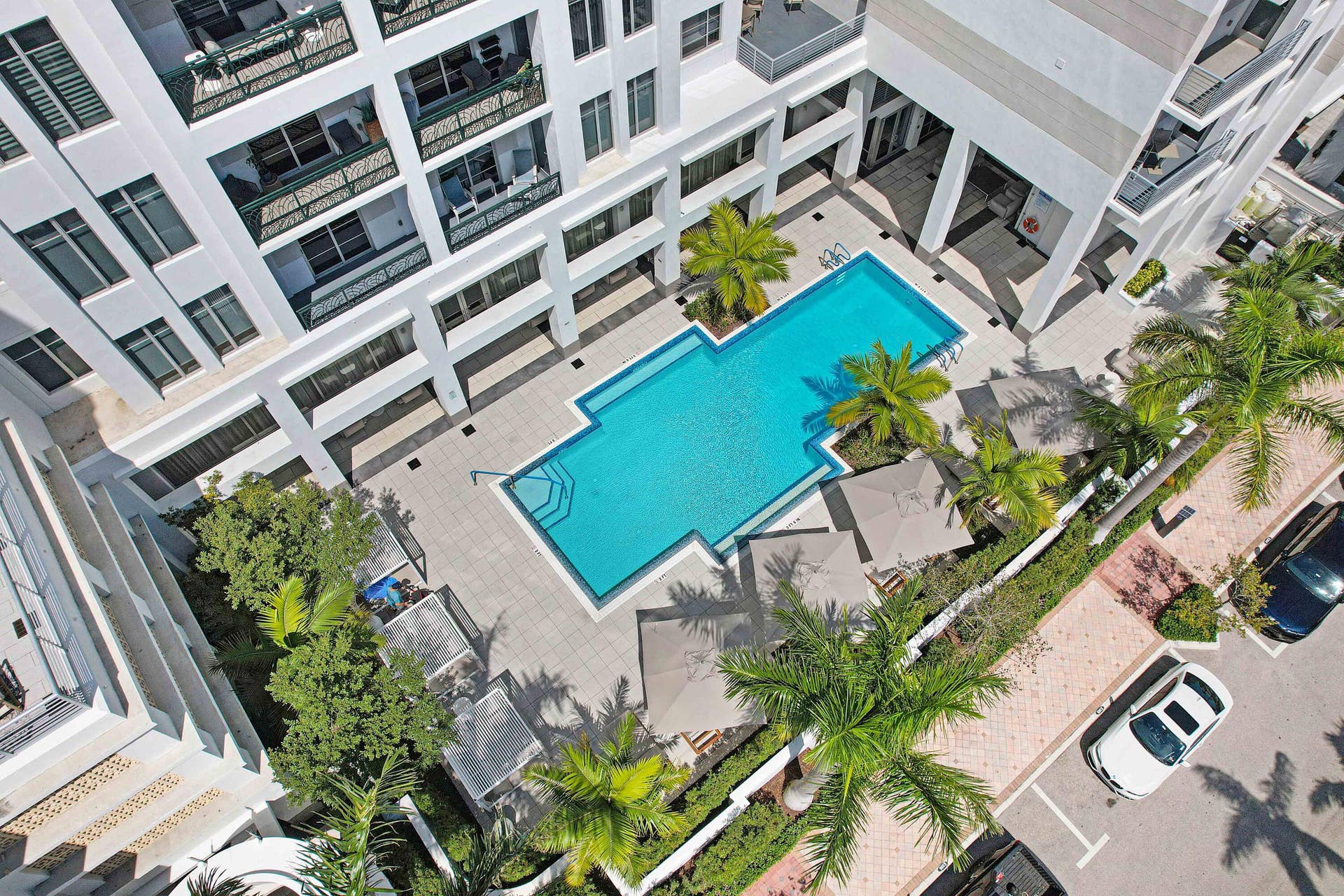 Lifestyle Pool