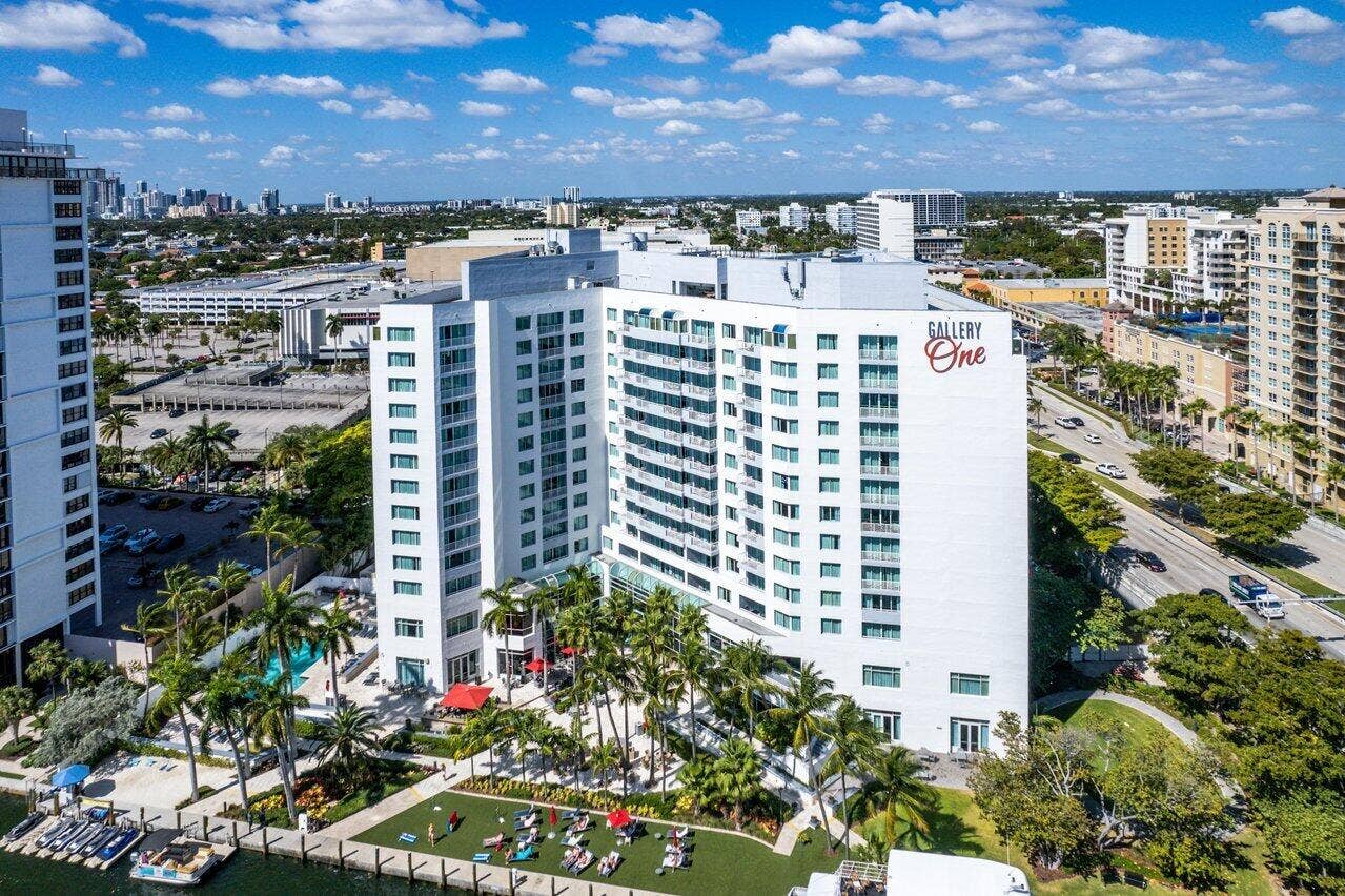 029-2670EastSunriseBoulevard-FortLauderd
