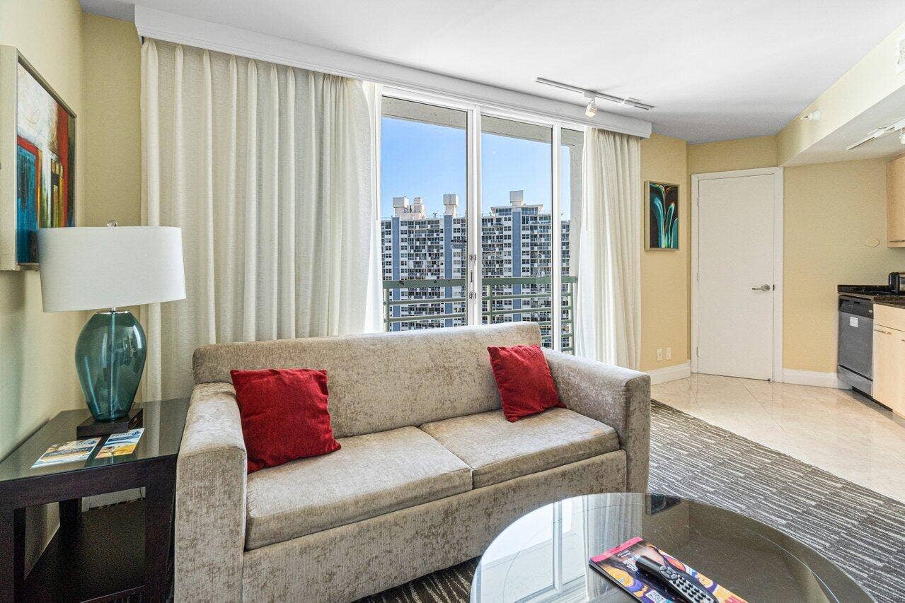011-2670EastSunriseBoulevard-FortLauderd