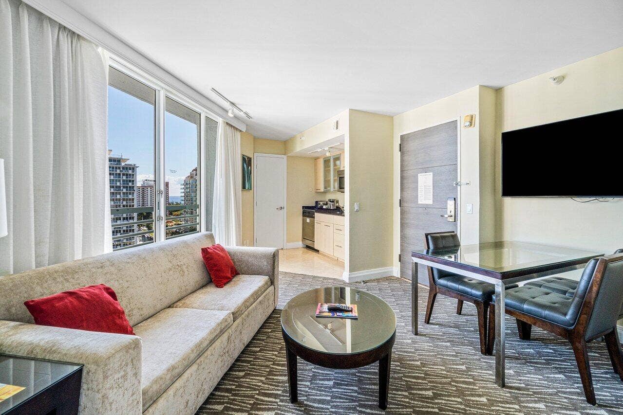 006-2670EastSunriseBoulevard-FortLauderd