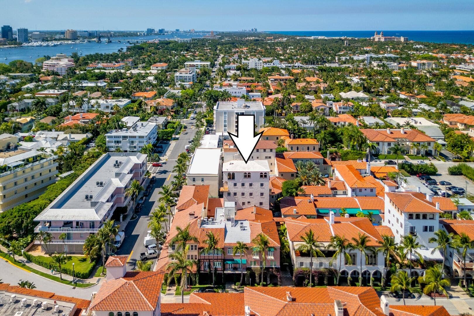9 Via Parigi, Palm Beach, FL 33480 Building Aerial