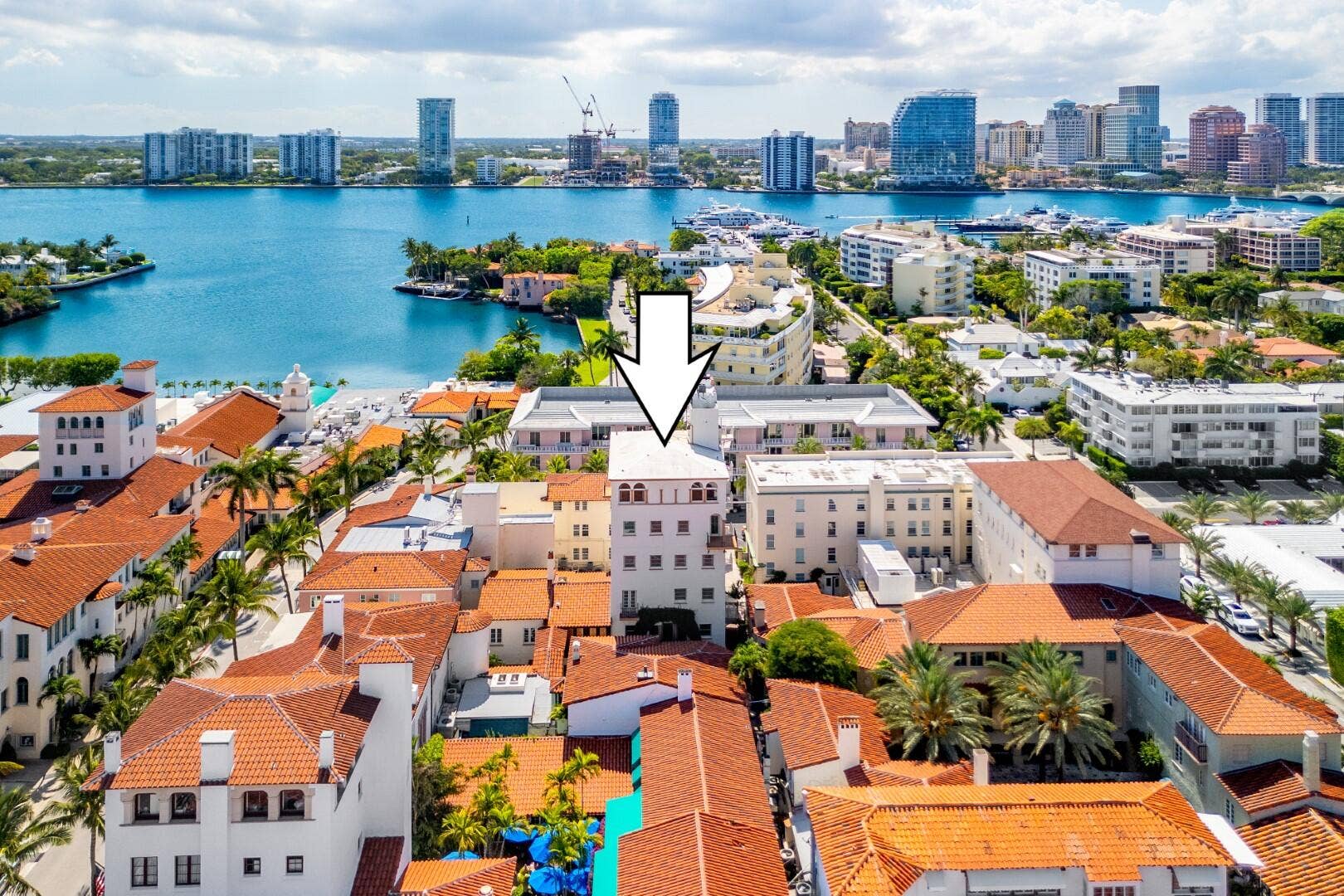 9 Via Parigi, Palm Beach, FL 33480 Building Aerial
