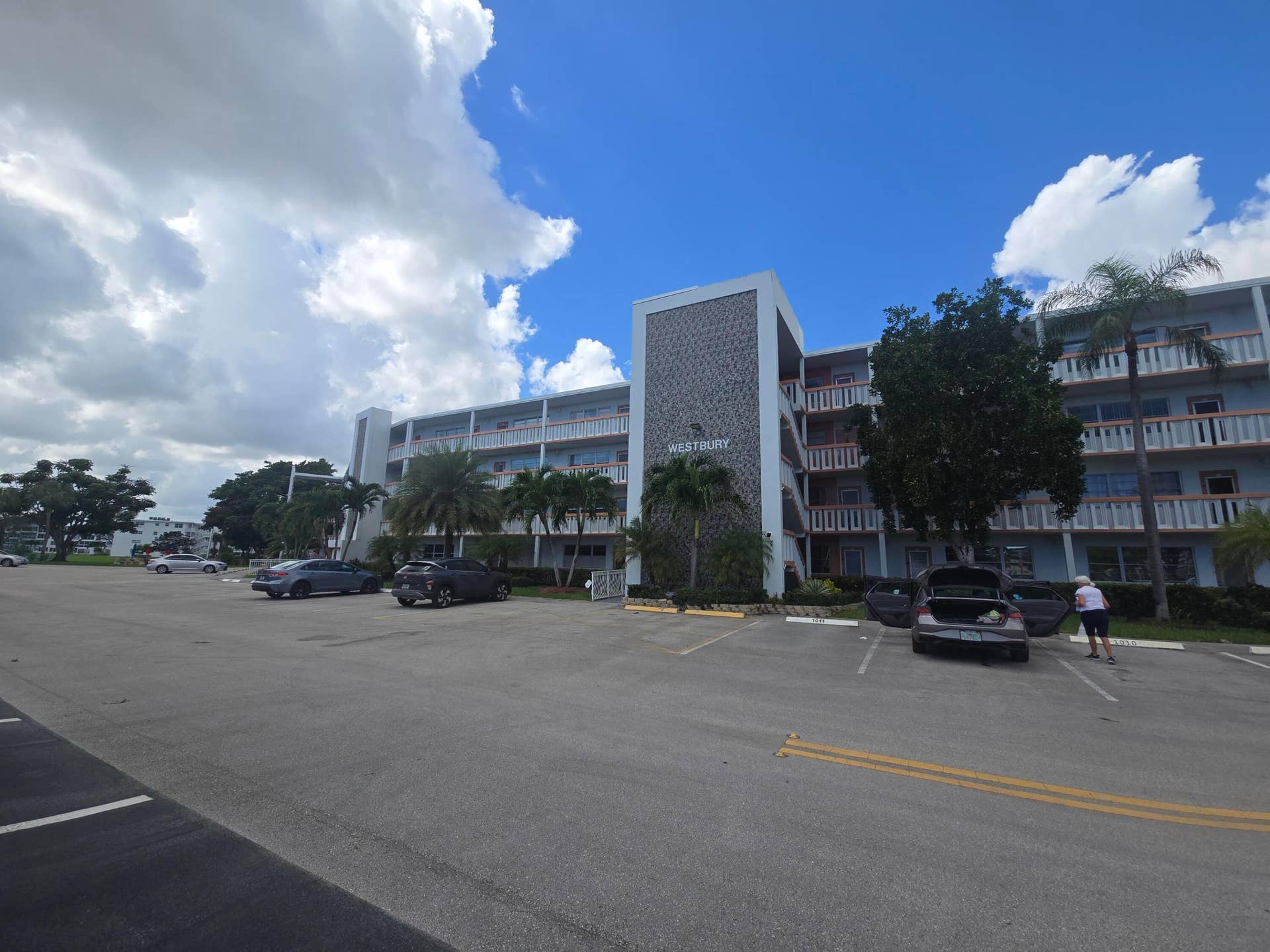 2010 Westbury F, #2010, Deerfield Beach, FL 33442 2025-10-01 12.41.05