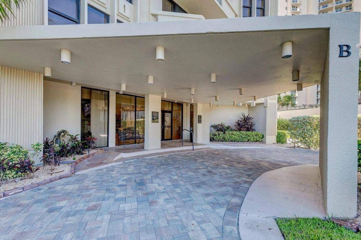 2800 N Ocean Drive, #B - 6d, Singer Island, FL 33404 2800 N Ocean Drive, #B - 6d, Singer Island, FL 33404