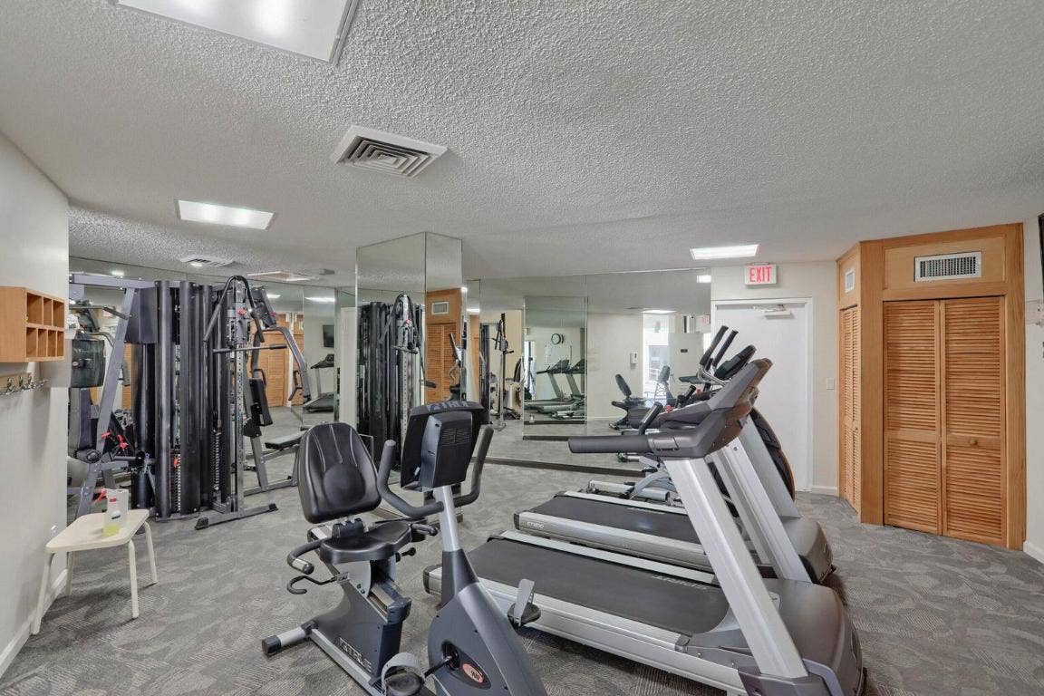 2800 N Ocean Drive, #B - 6d, Singer Island, FL 33404 2800 N Ocean Drive, #B - 6d, Singer Island, FL 33404