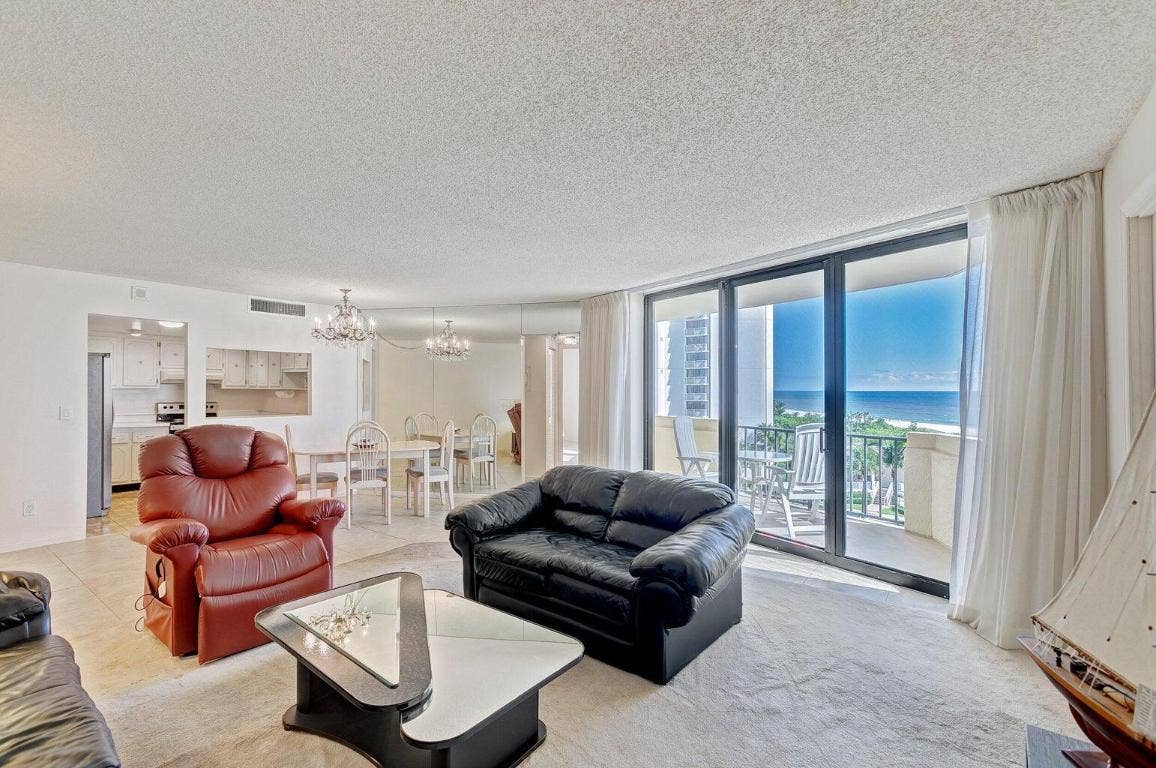 2800 N Ocean Drive, #B - 6d, Singer Island, FL 33404 2800 N Ocean Drive, #B - 6d, Singer Island, FL 33404