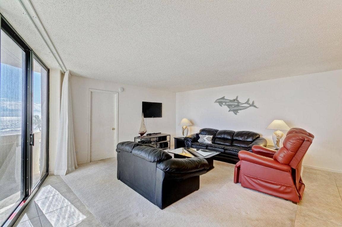 2800 N Ocean Drive, #B - 6d, Singer Island, FL 33404 2800 N Ocean Drive, #B - 6d, Singer Island, FL 33404