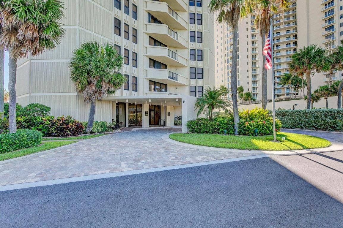 2800 N Ocean Drive, #B - 6d, Singer Island, FL 33404 2800 N Ocean Drive, #B - 6d, Singer Island, FL 33404