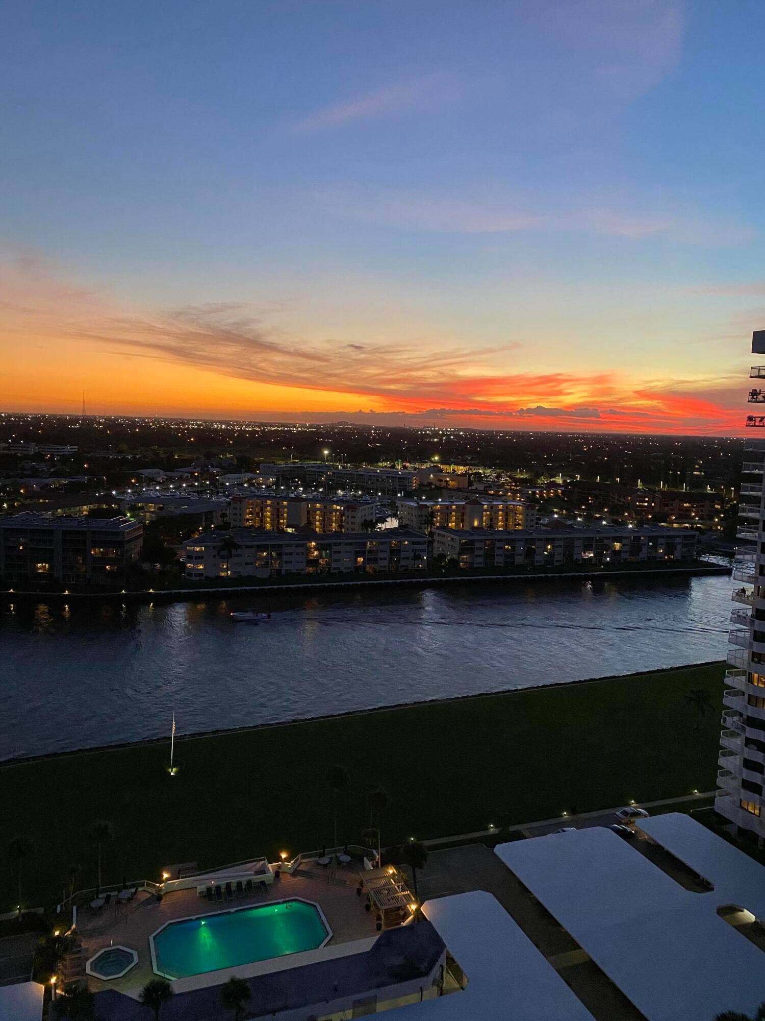 Marina Tower City Sunset Views