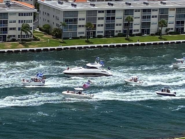 Amazing Views of Boat Traffic