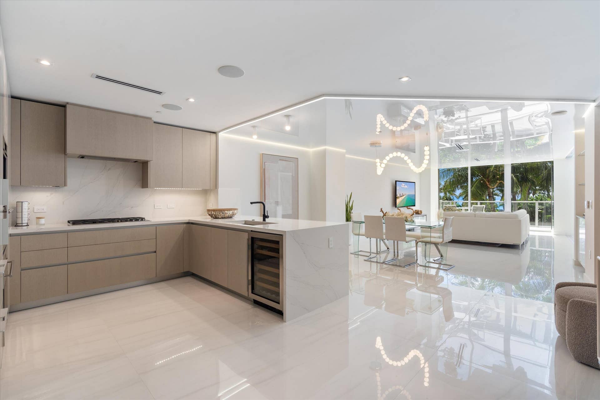 2200 N Ocean Boulevard, #N201, Fort Lauderdale, FL 33305 08-2200 N Ocean Blvd N201 Ft
