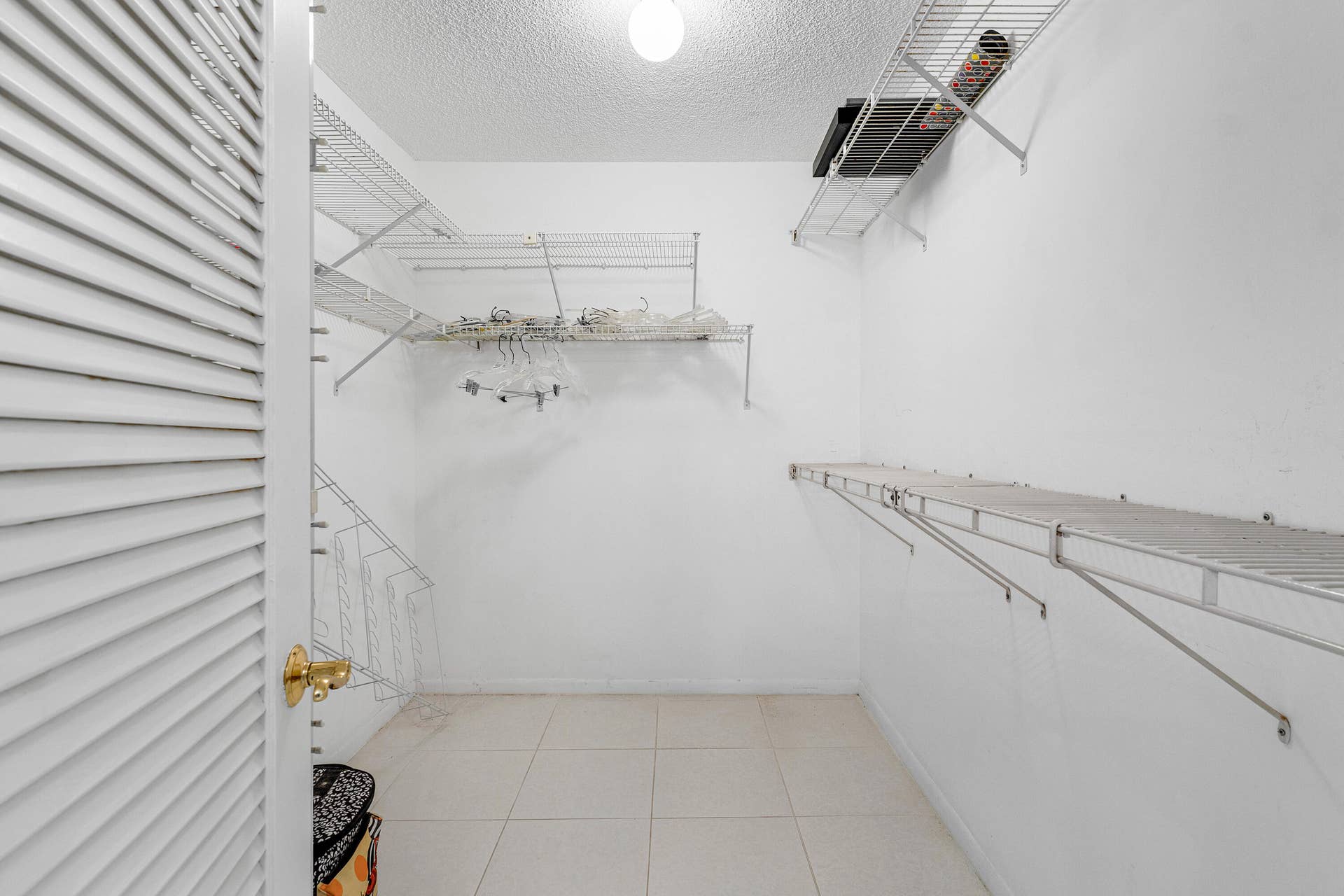 013-1147HillsboroMile-HillsboroBeach-FL-