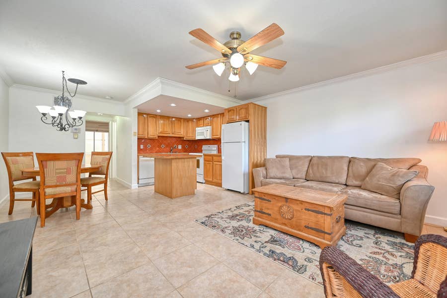 Property photo for 102 Coventry E, #102, West Palm Beach, FL