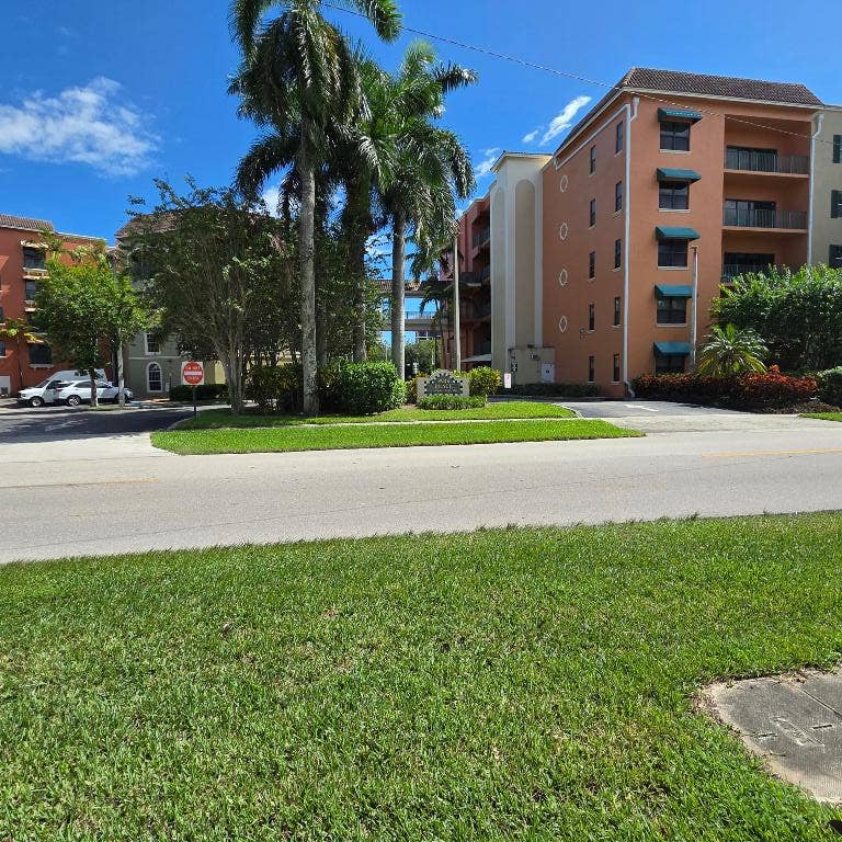 Property photo for 1610 Presidential Way, #105, West Palm Beach, FL
