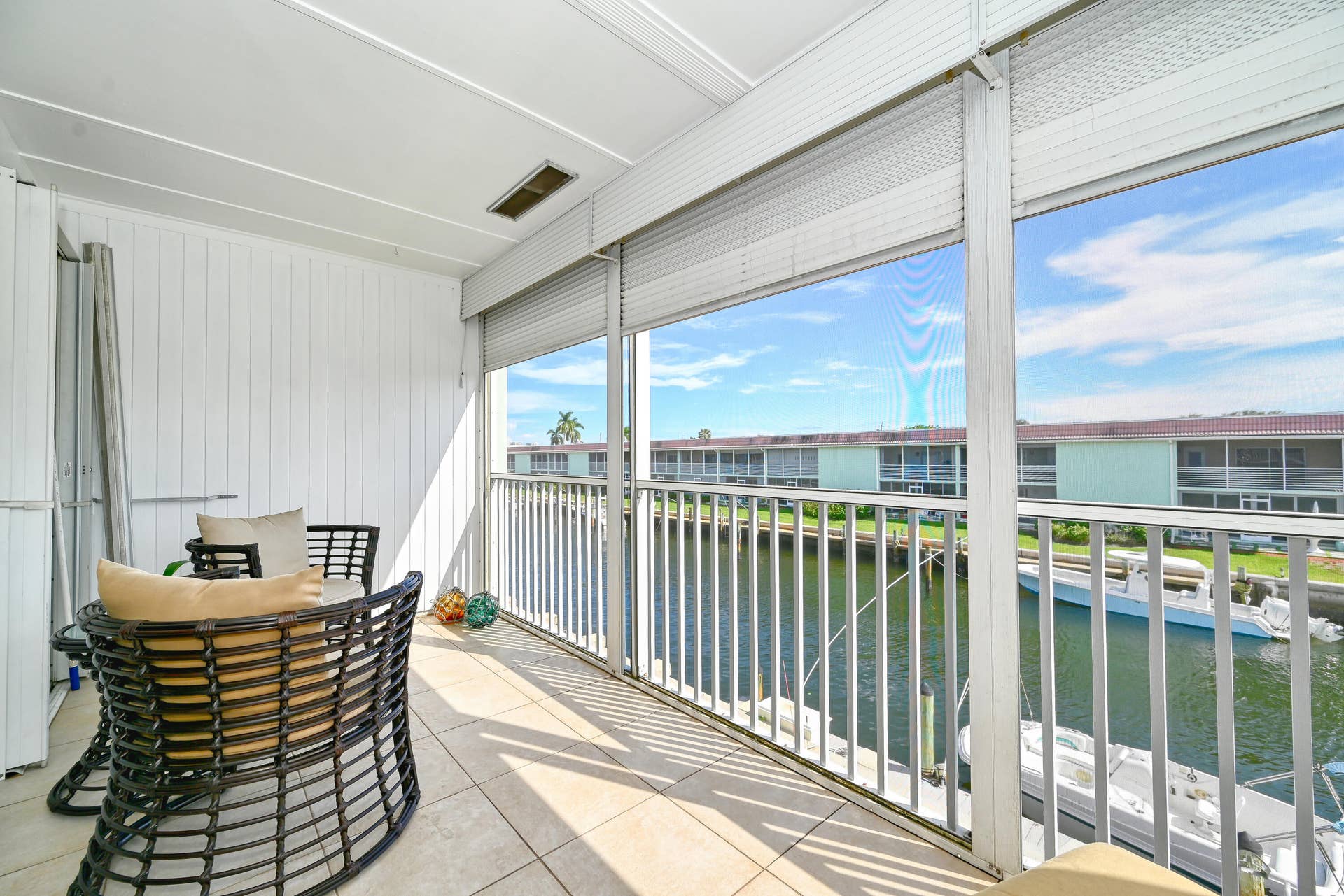 Screened Balcony