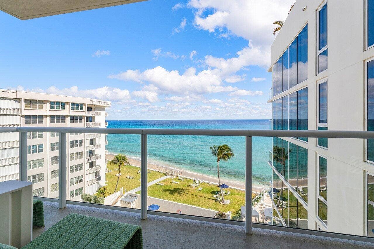 3550 S Ocean 6b Boulevard, #6b, South Palm Beach, South Palm Beach, FL 33480 Living Room Balcony