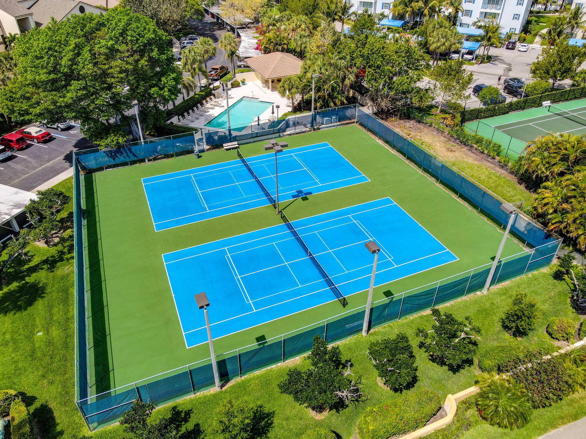 TENNIS & POOL#1