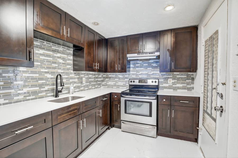 Property photo for 4770 NW 10th Court, #104, Plantation, FL