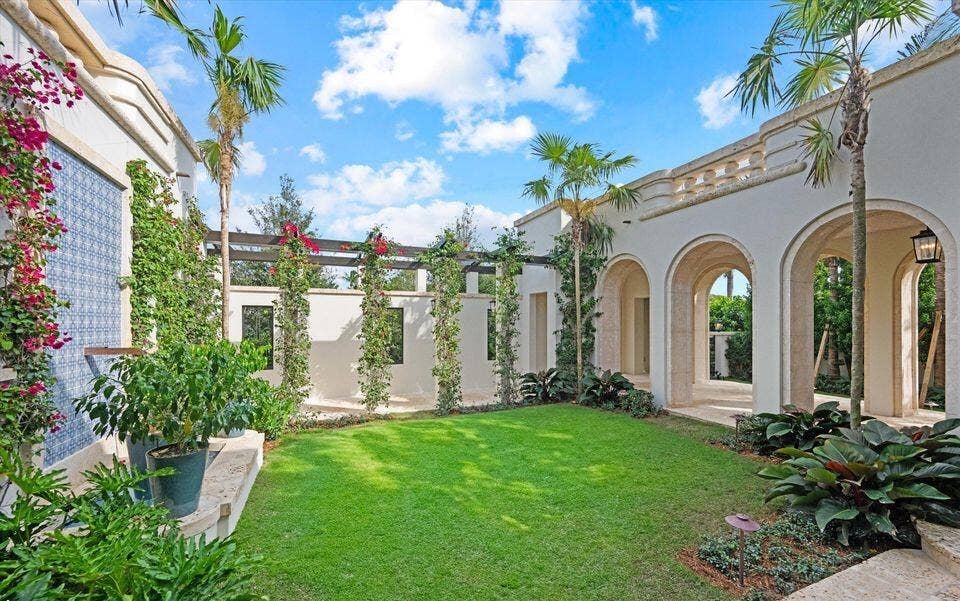 1260 N Lake Way, Palm Beach, FL 33480 10