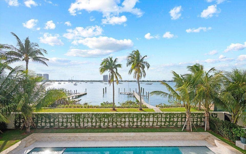 1260 N Lake Way, Palm Beach, FL 33480 34
