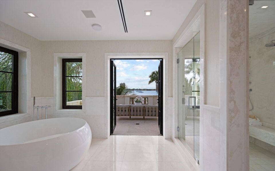 1260 N Lake Way, Palm Beach, FL 33480 35