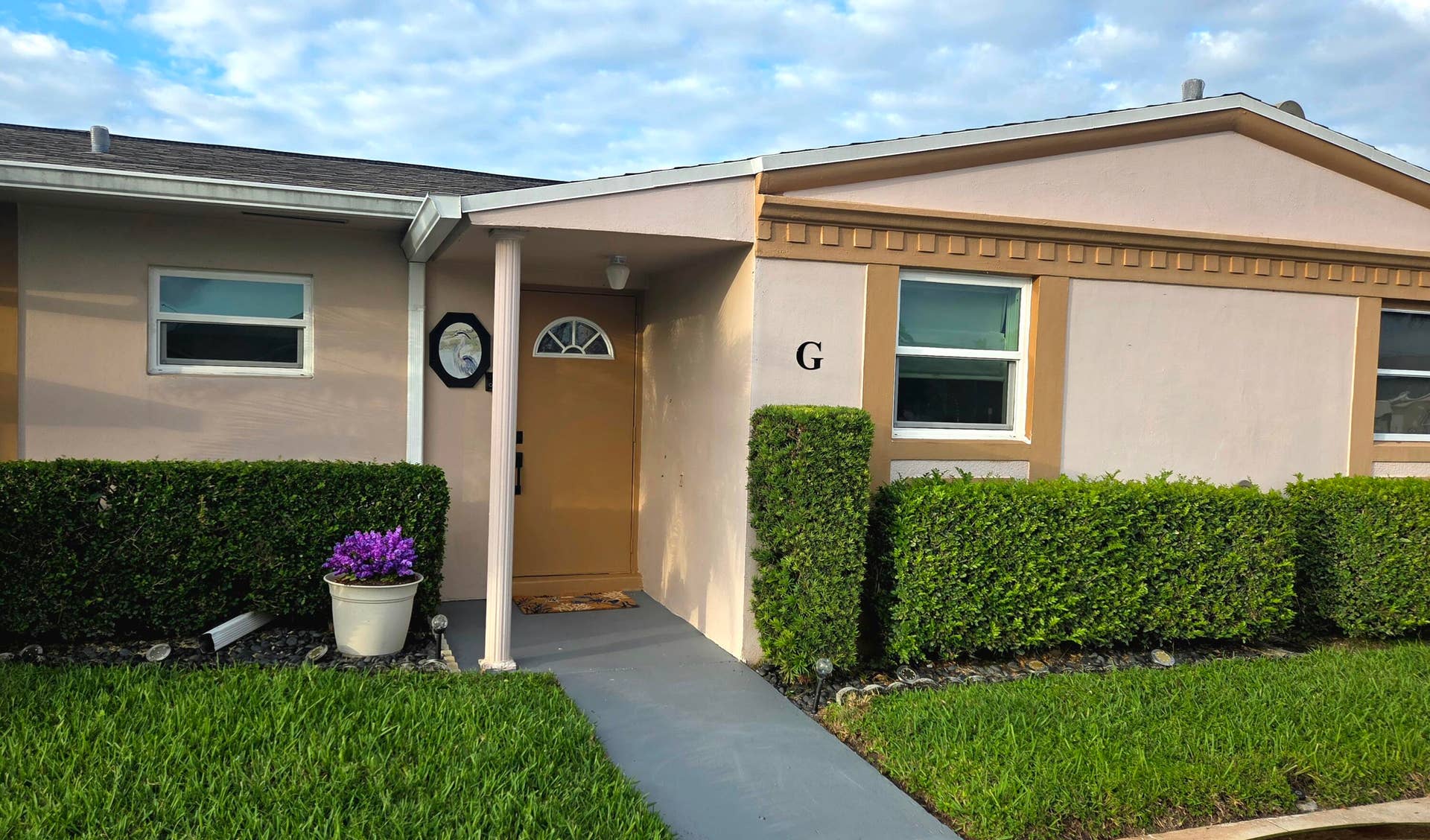 2568 Dudley Drive E, #G, West Palm Beach, FL 33415 Entrance