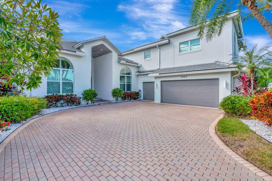 Property photo for 3225 SE Braemar Way, Port St Lucie, FL