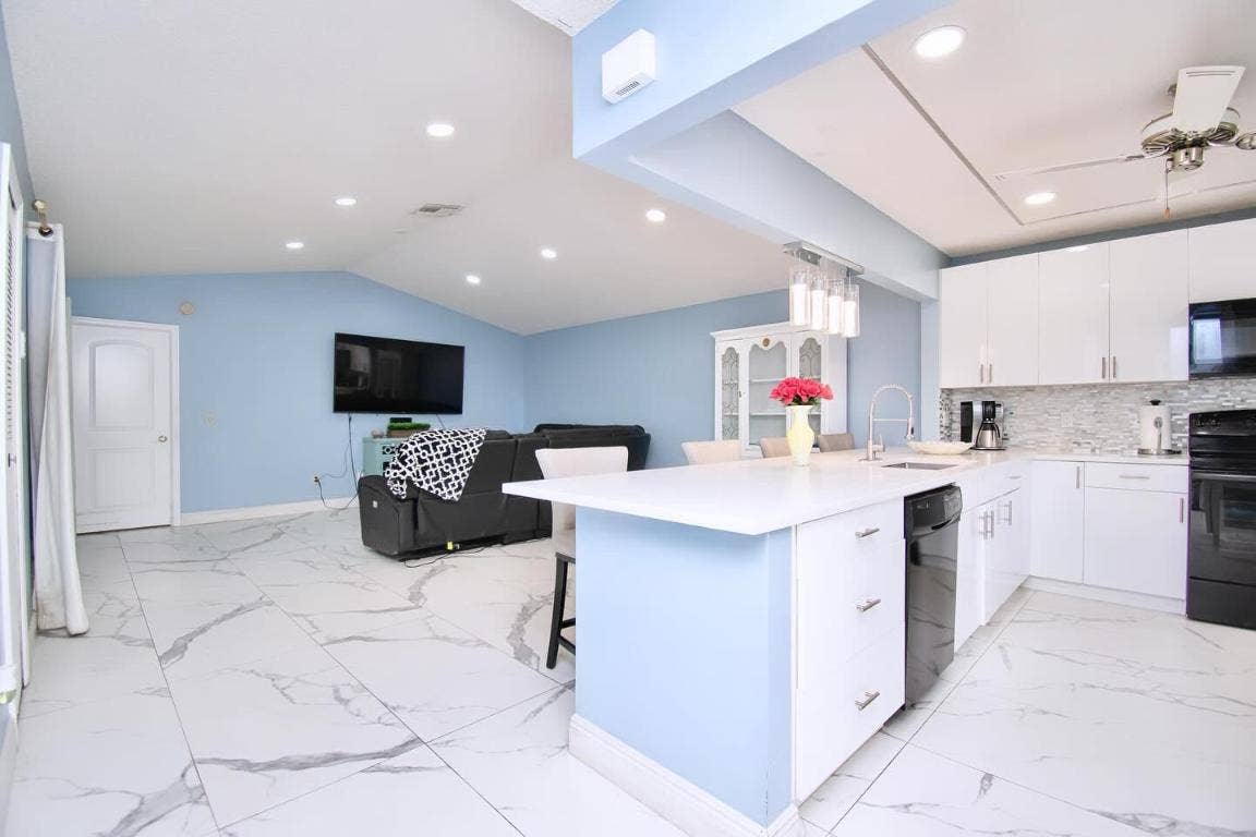 23301 Barlake Drive, #23, Boca Raton, FL 33433