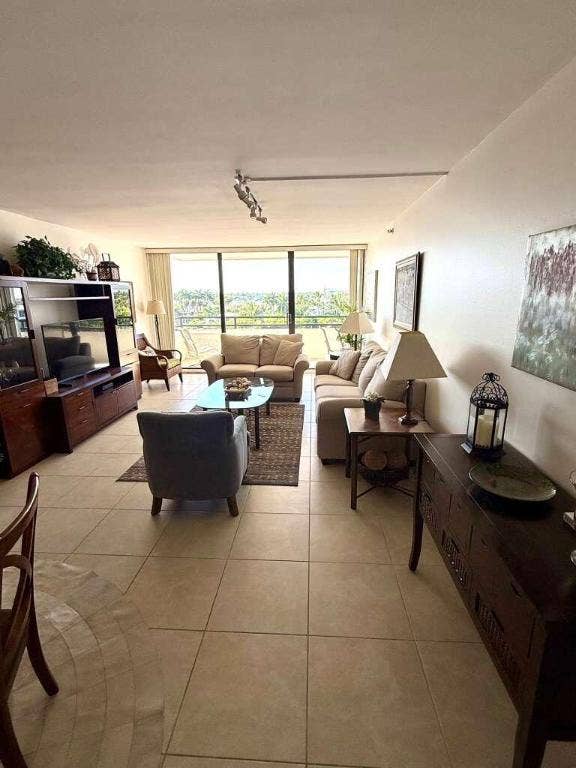3555 S Ocean Boulevard, #513, South Palm Beach, South Palm Beach, FL 33480 3555 S Ocean Boulevard, #513, South Palm Beach, South Palm Beach, FL 33480