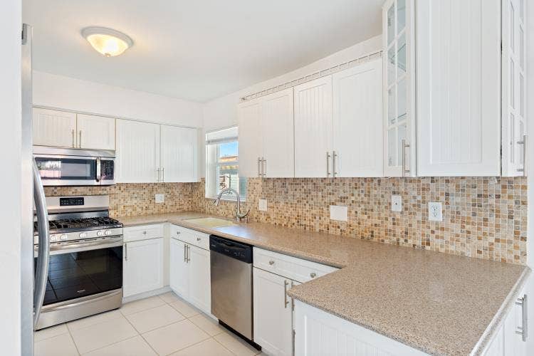 1001 SE 5 Avenue, Pompano Beach, Pompano Beach, FL 33060 INTERIOR