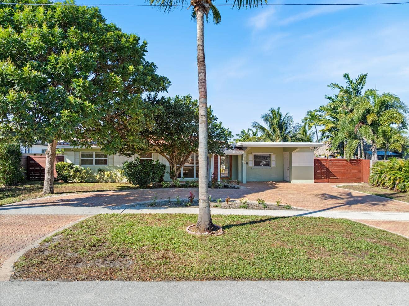 1001 SE 5 Avenue, Pompano Beach, Pompano Beach, FL 33060 VIEW