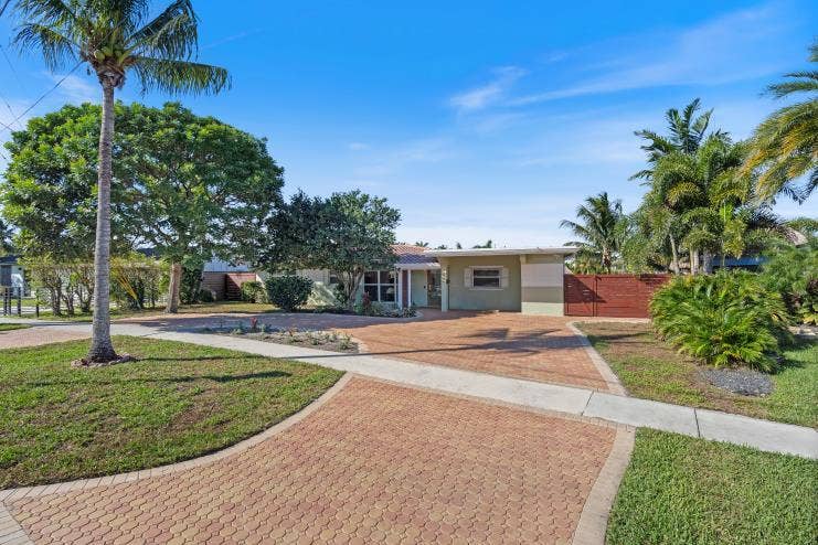 1001 SE 5 Avenue, Pompano Beach, Pompano Beach, FL 33060 EXTERIOR