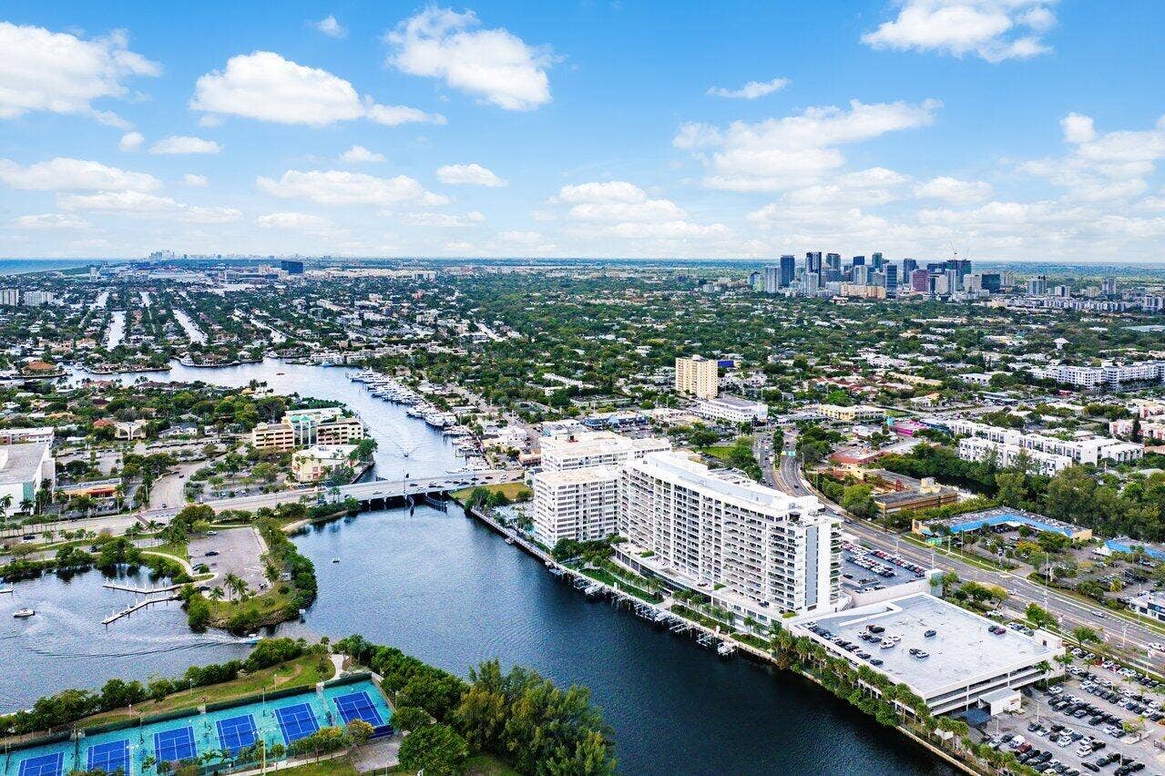 1180 N Federal Highway, #1409, Fort Lauderdale, FL 33304 046-1180NorthFederalHighway-1409-FortLau