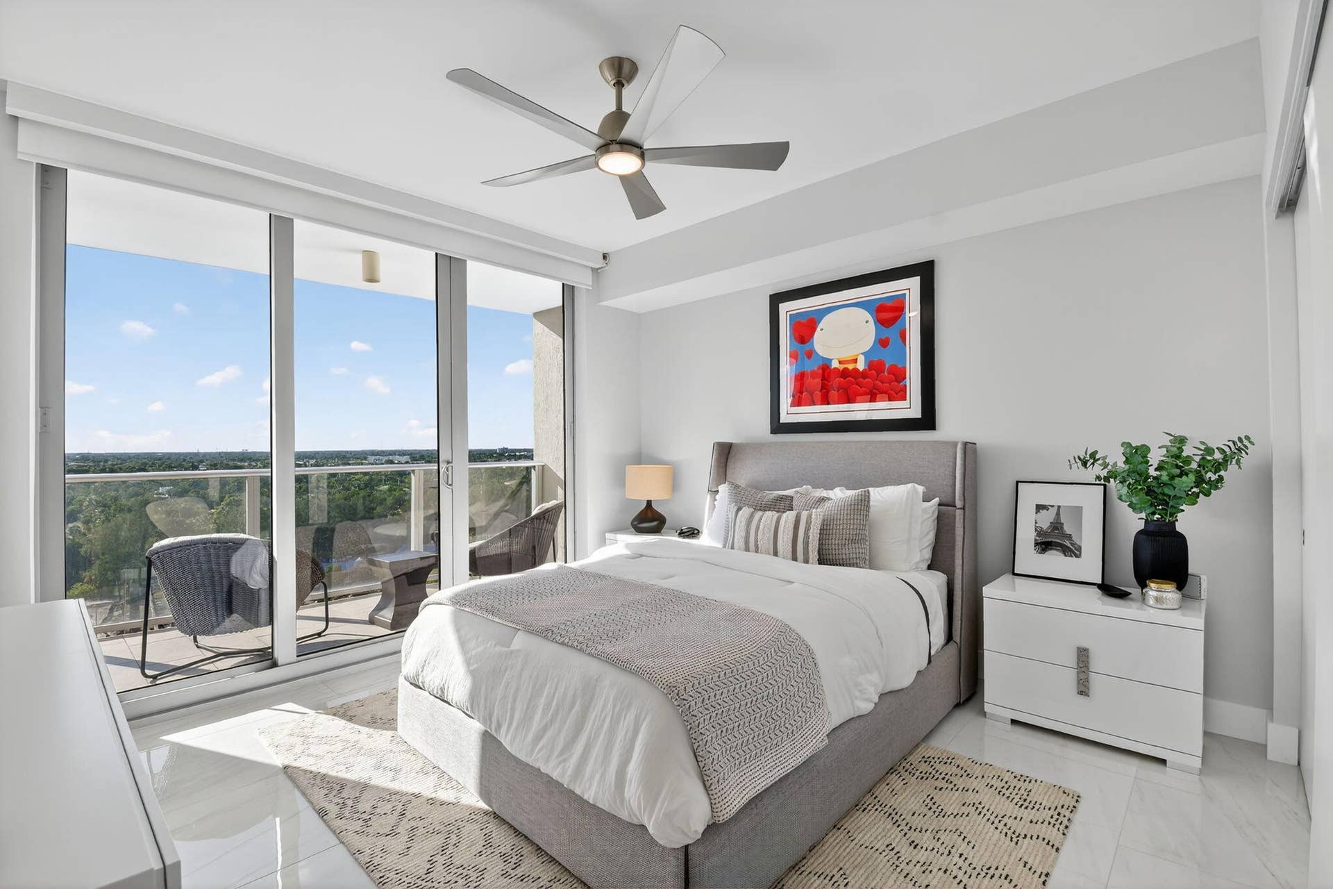 1180 N Federal Highway, #1409, Fort Lauderdale, FL 33304 RIVA1409