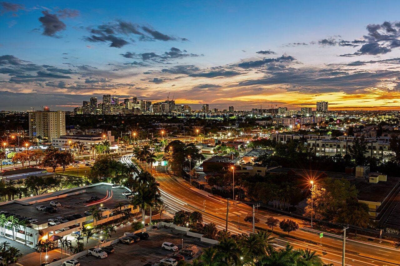 1180 N Federal Highway, #1409, Fort Lauderdale, FL 33304 Unobstructed City Views