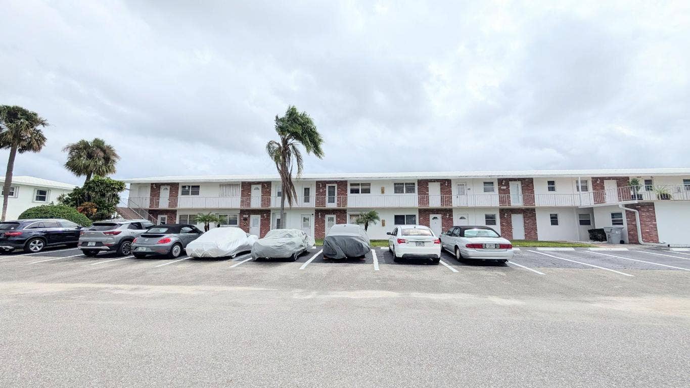 2800 W Golf Boulevard, #219, Pompano Beach, FL 33064 2800 W Golf Boulevard, #219, Pompano Beach, FL 33064