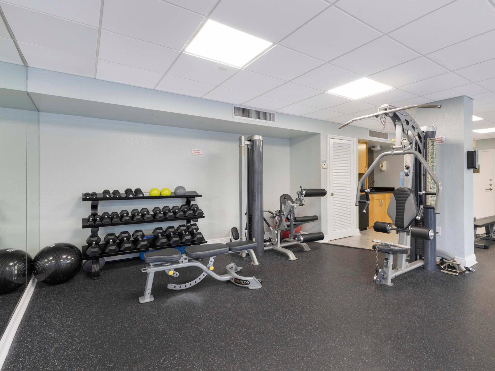 4200 N Ocean Drive, #2-301, Singer Island, FL 33404 Common Areas Gym 2