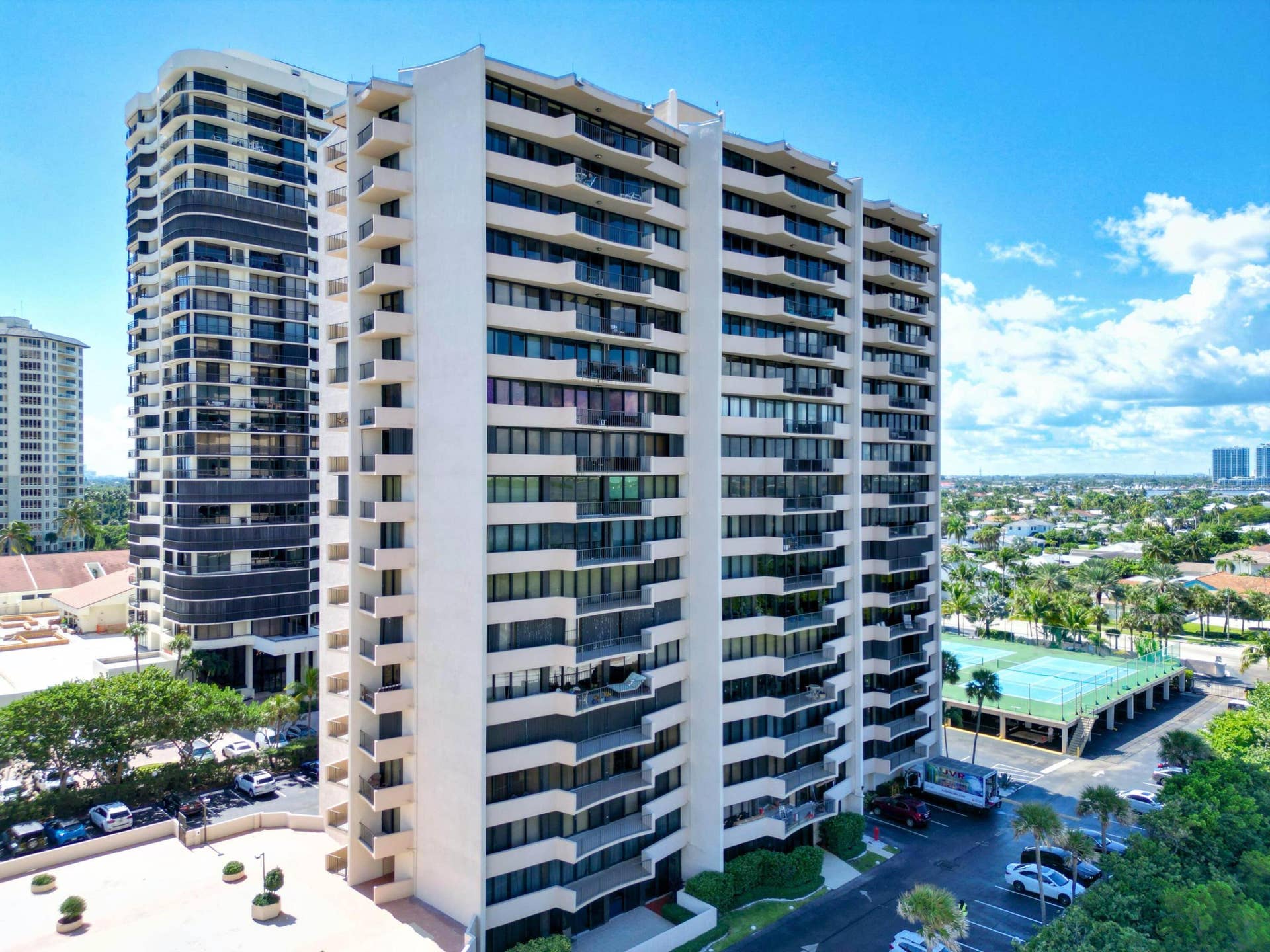 4200 N Ocean Drive, #2-301, Singer Island, FL 33404 Building 2 NE Front