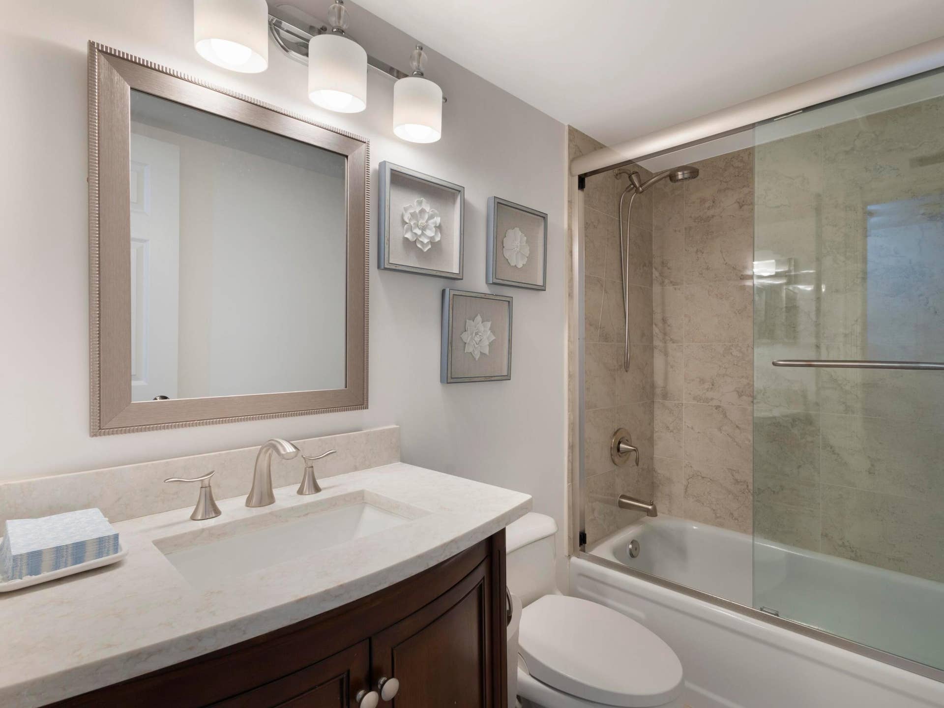 4200 N Ocean Drive, #2-301, Singer Island, FL 33404 Guest Bathroom