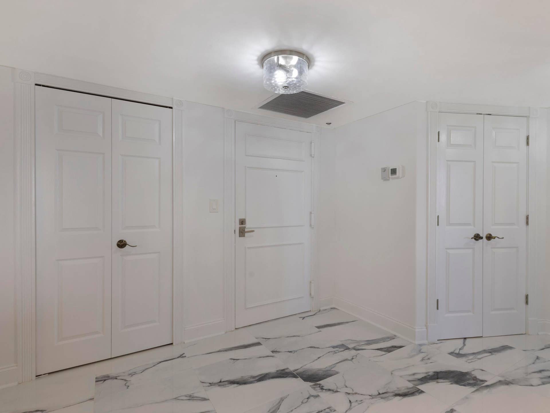 4200 N Ocean Drive, #2-301, Singer Island, FL 33404 Foyer